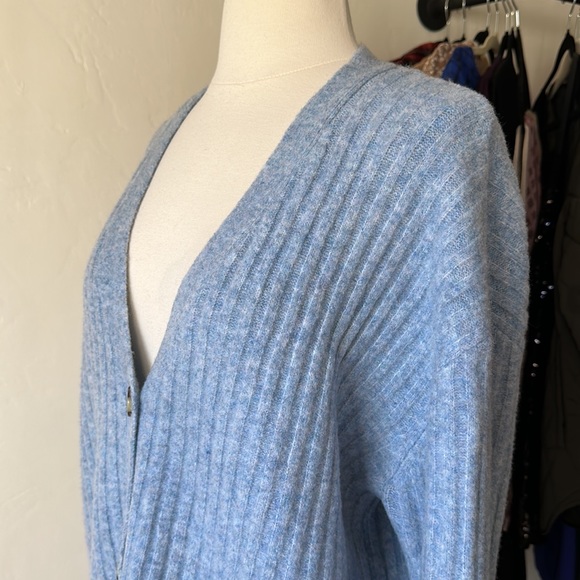 ZARA Ribbed Knit Boxy Cropped Cardigan Sweater, L - Picture 7 of 15
